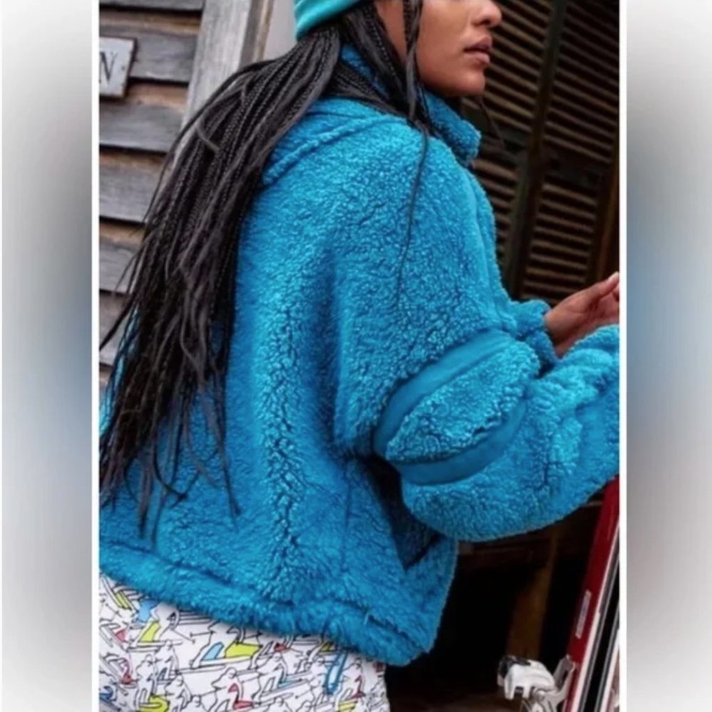 Free People Nantucket Fleece in Wave Runner Blue Sz L - Picture 3 of 8
